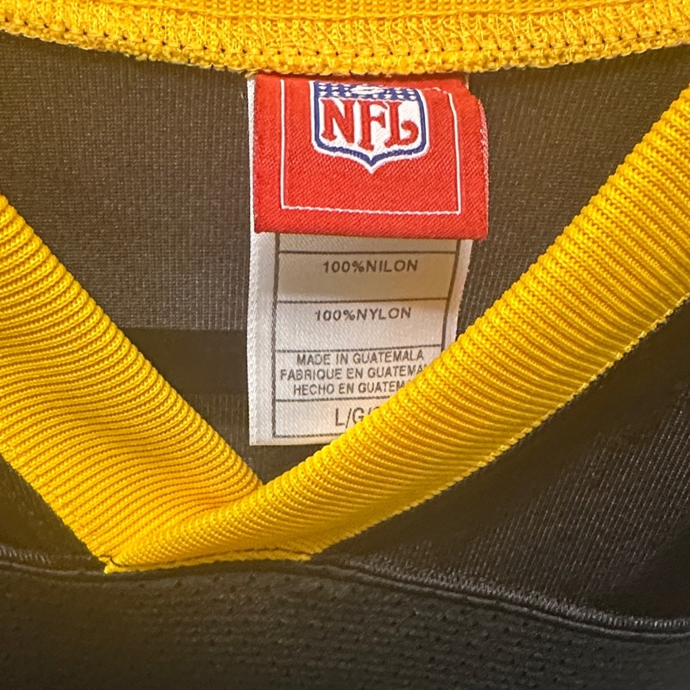 Steelers Roethlisberger Jersey - Picture 2 of 3